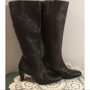 Atienne Aigner Knee Boots